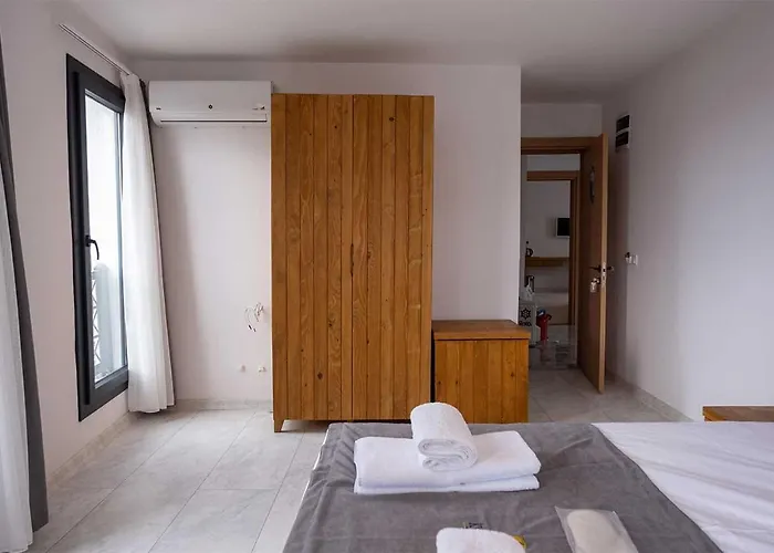 Foca Kybele Hotel İzmir