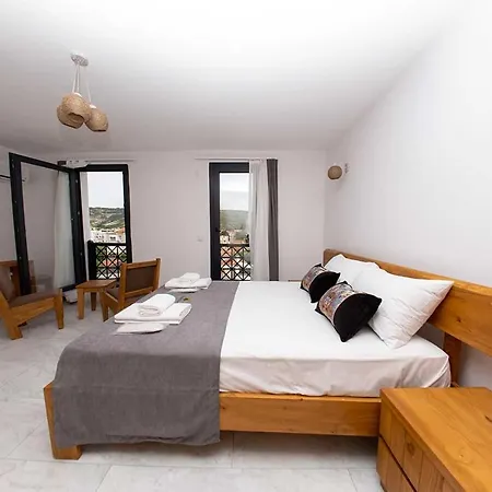 Foca Kybele Hotell *