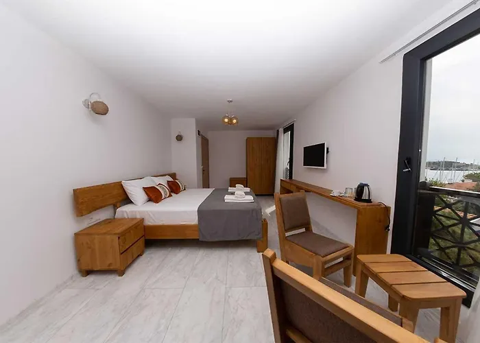 Foca Kybele * Σμύρνη